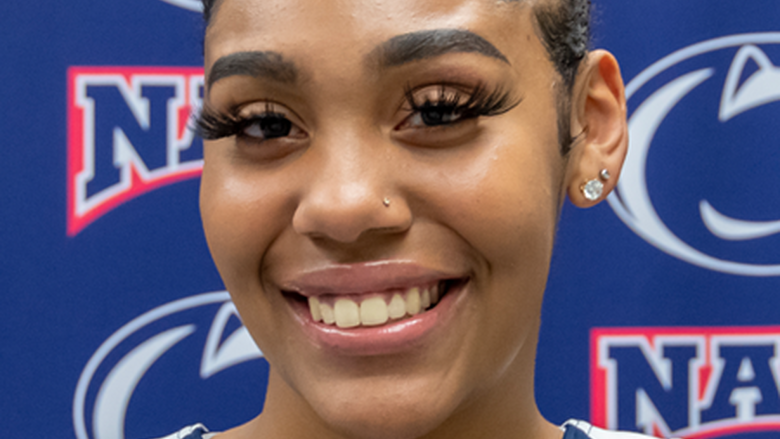 Head shot of Tajae Stevenson