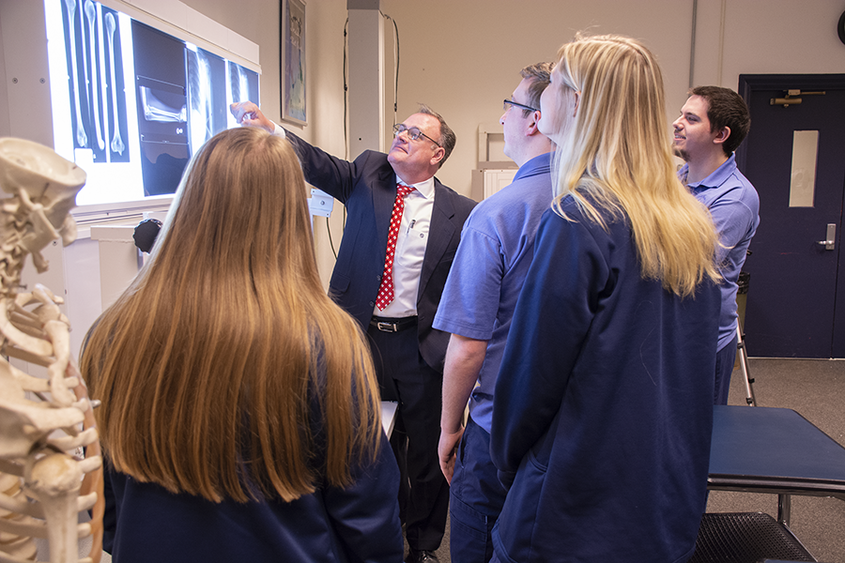 Schuylkill lecturer Tom Sandridge reviews x-rays with Radiological Sciences students.